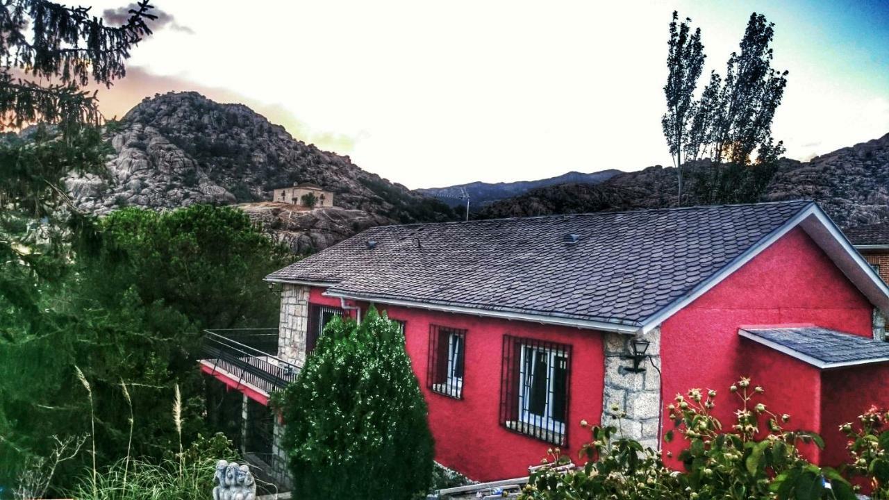 Piedra Libre Apartamentos Мансанарес-ель-Реаль Екстер'єр фото
